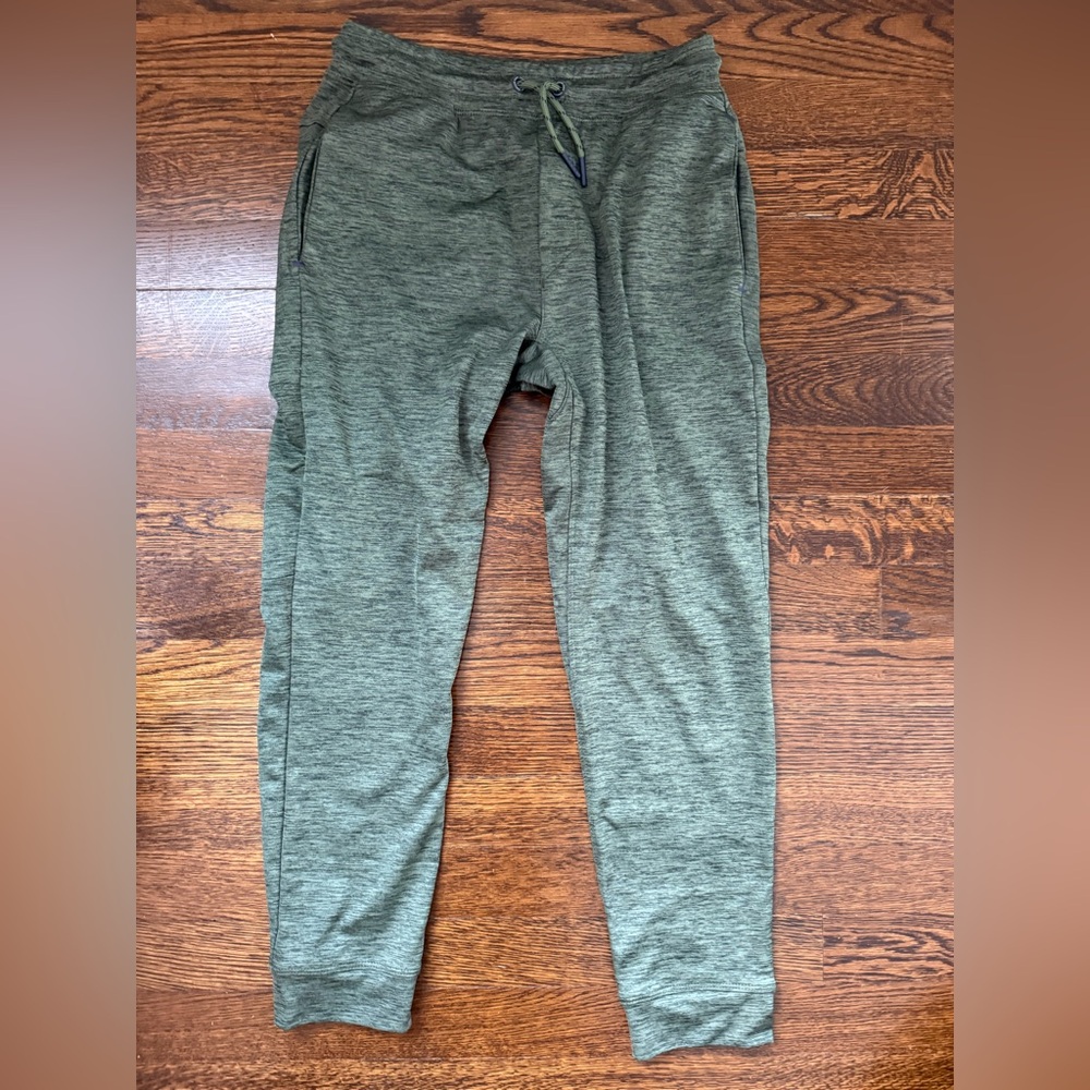 Vineyard Vines Boys Performance Joggers NWT